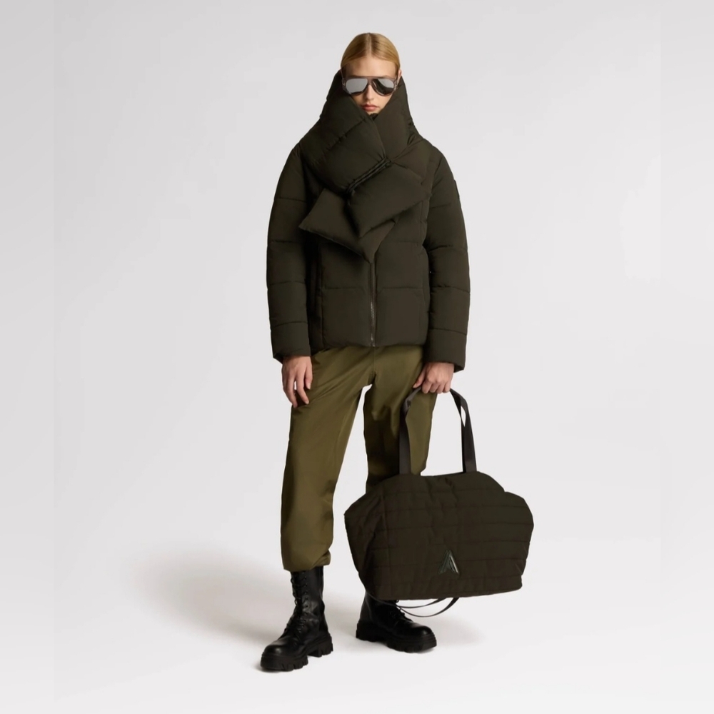 Winekka 2-in-1 Reversible Puffer with Oversized Removable Scarf